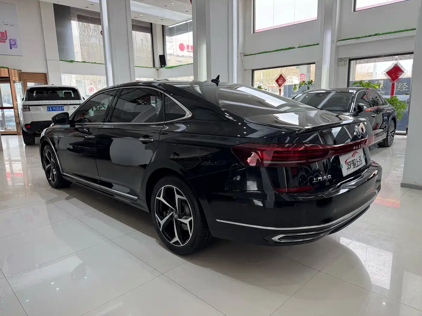Volkswagen Passat 2024 380TSI Starlight Dragon Soaring Edition фото 14