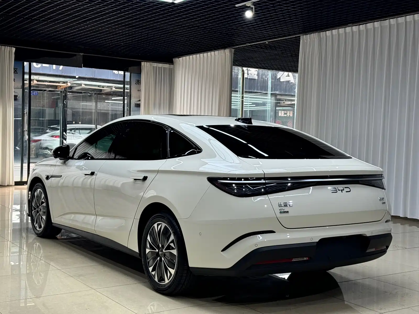 Фото 6 - BYD Seal 07 EV