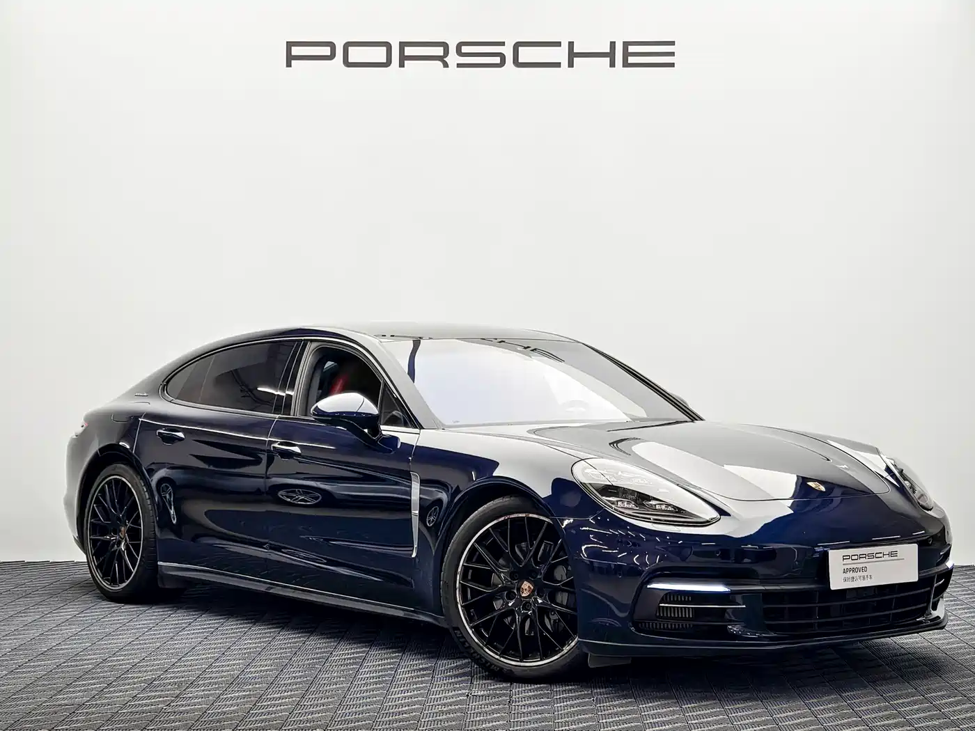 Porsche Panamera фото 3