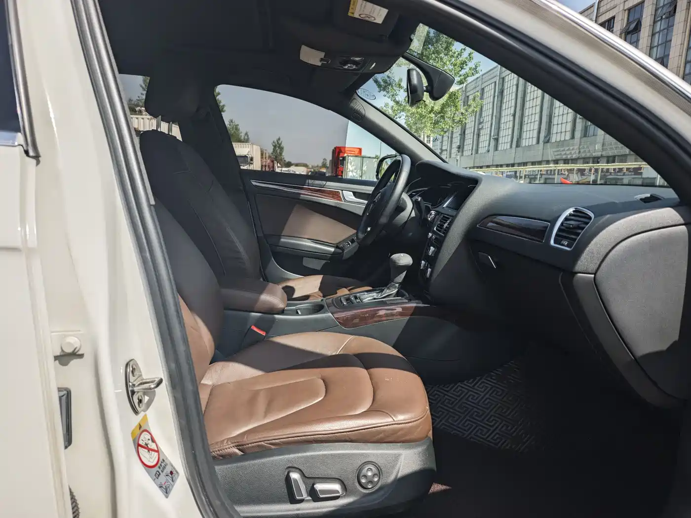 Audi A4L 2015 35 TFSI Auto Comfort фото 6