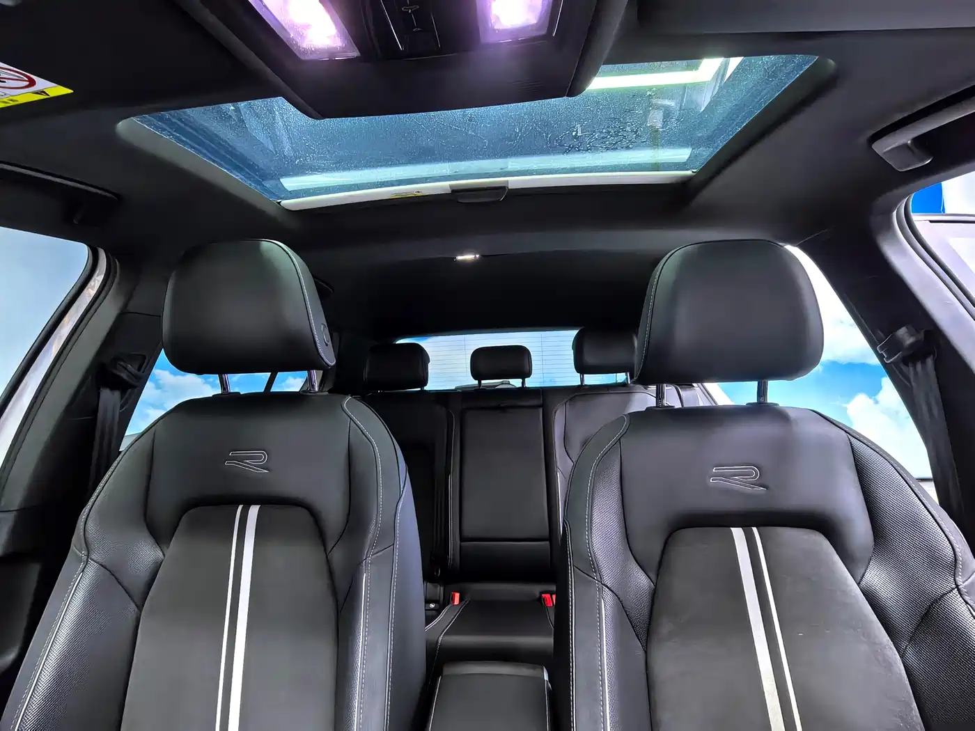 Volkswagen Golf 2021 280TSI DSG R-Line фото 10
