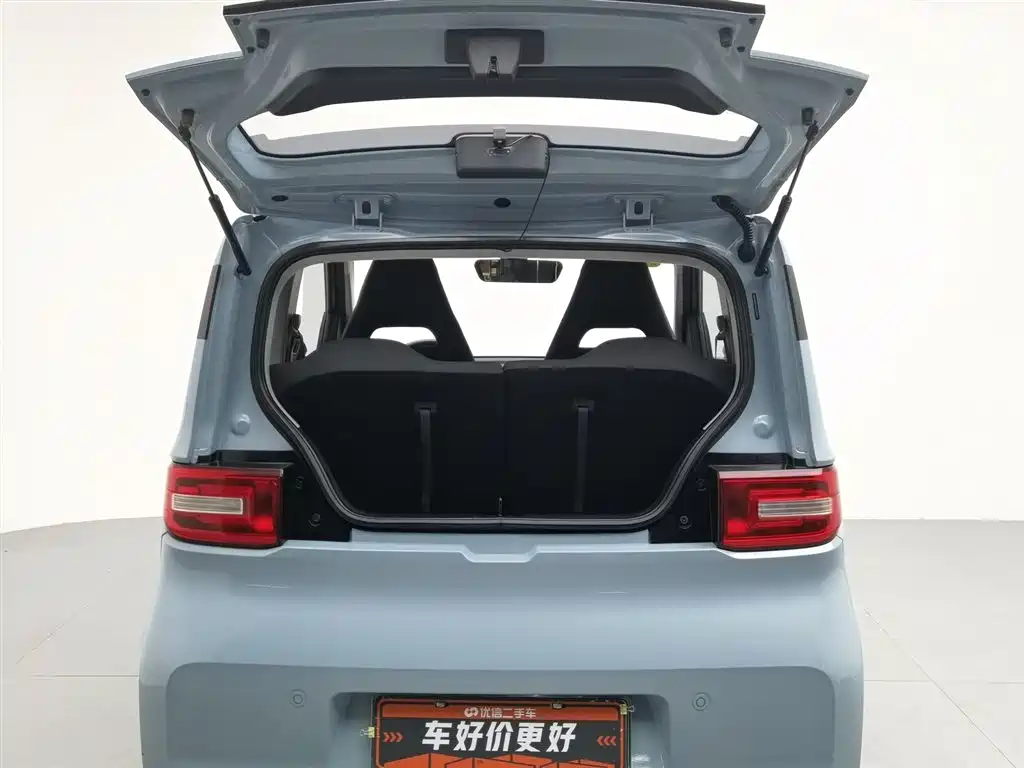 WULING AUTOMOBILE HONGGUANG MINIEV