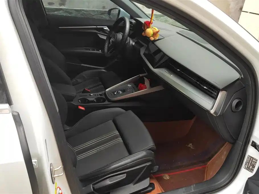 Audi A3 2024 Model Sportback 35 TFSI Fashion Sport фото 8