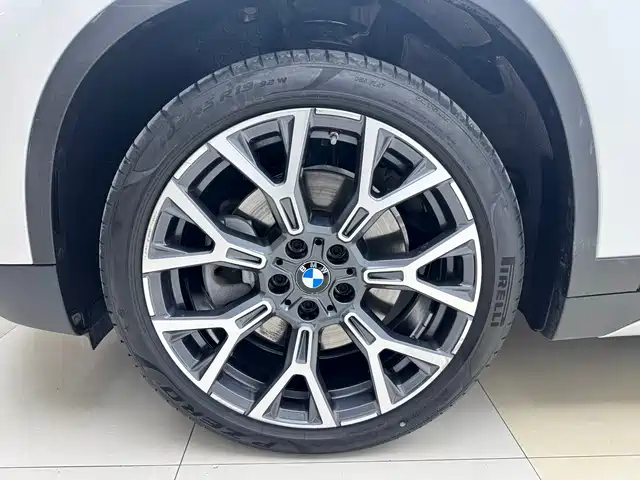 BMW X1 2021 xDrive25Li Exclusive — фото 3