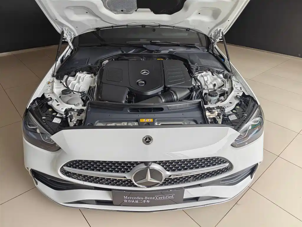 MERCEDES-BENZ CLASS C
