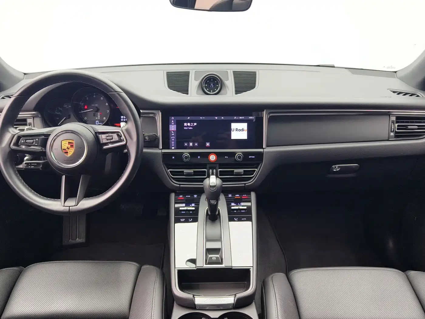 Porsche Macan 2023 Macan 2.0T фото 11