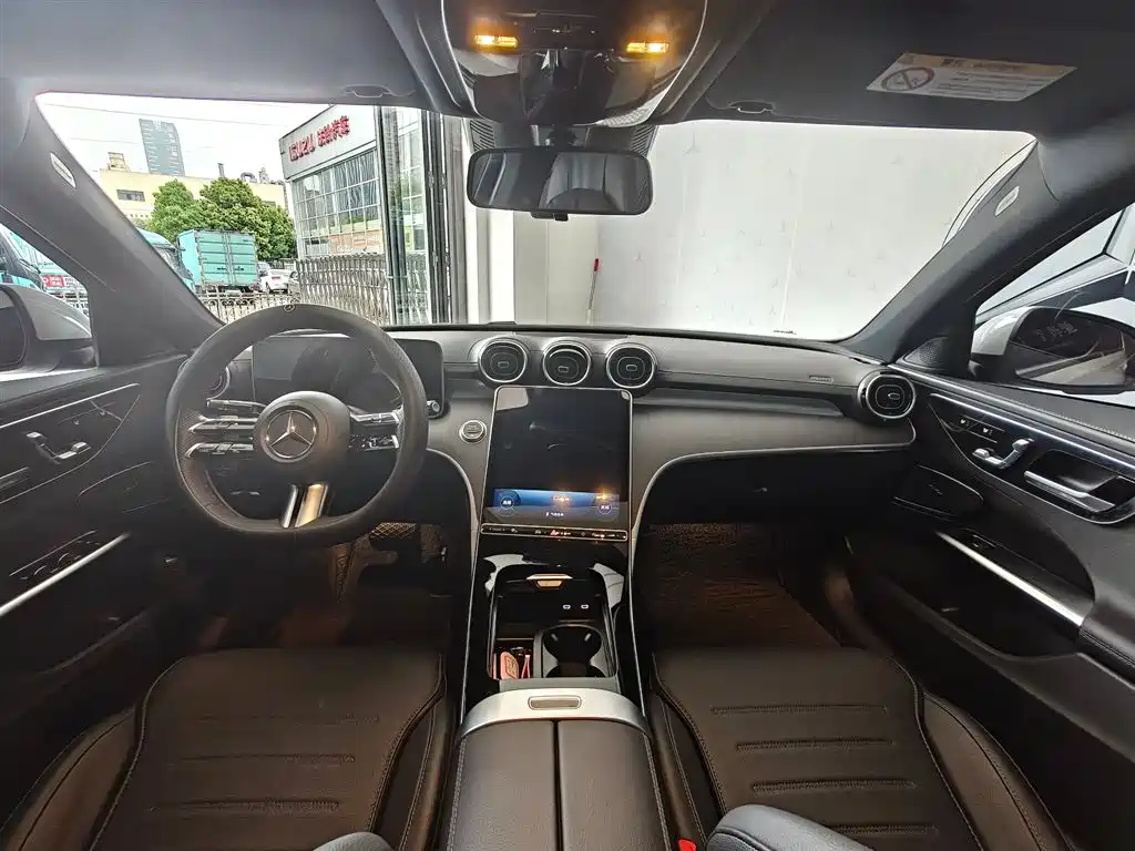 MERCEDES-BENZ CLASS C