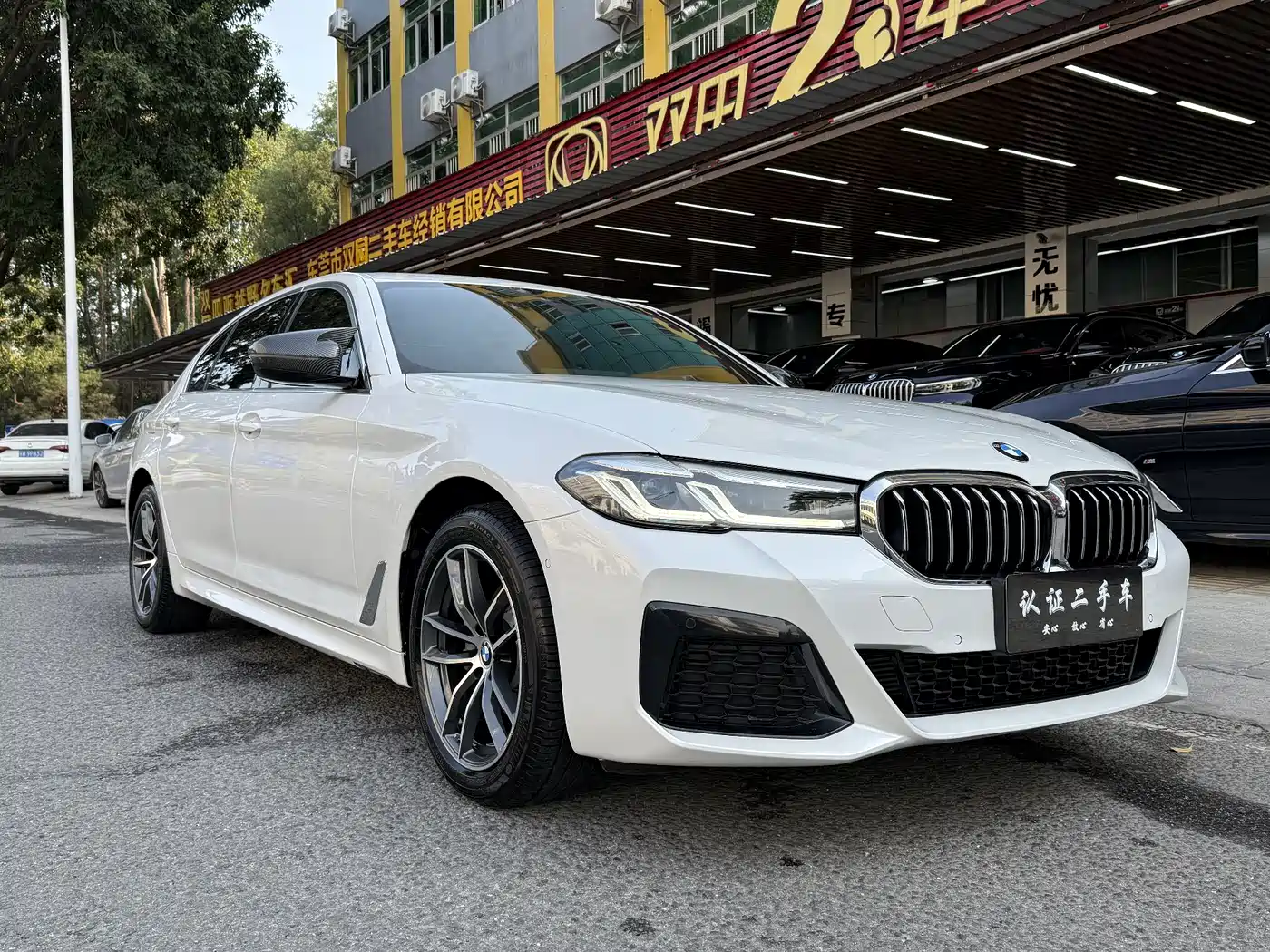 BMW 5 Series 2022 525Li M Sport Package фото 2