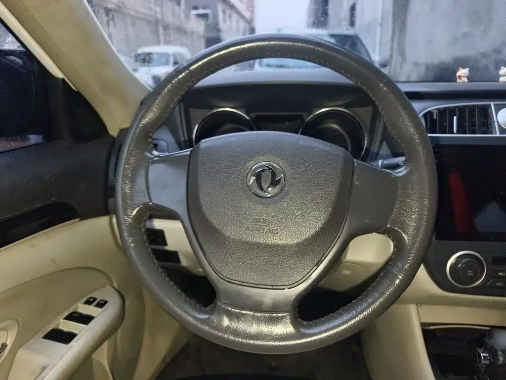 Dongfeng Aeolus Dongfeng Fengshen A60 2017 2016 1.6L Automatic Luxury