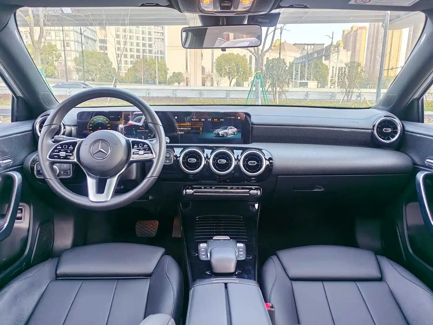 Mercedes-Benz A-Class 2021 A 200 L Sport Sedan Dynamic Type фото 17