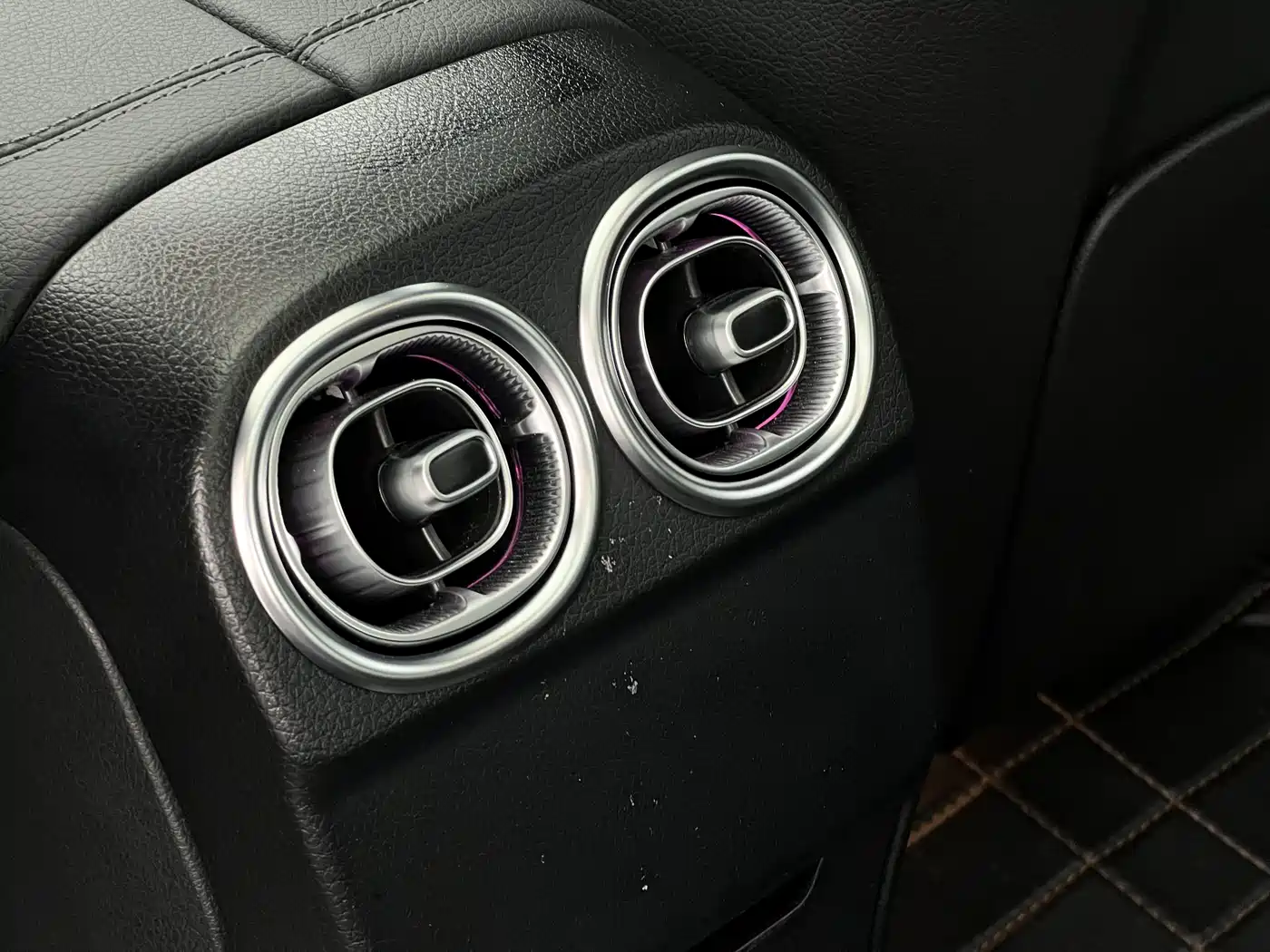Mercedes-Benz C-Class 2023 C 260 L Night Edition Sport фото 14