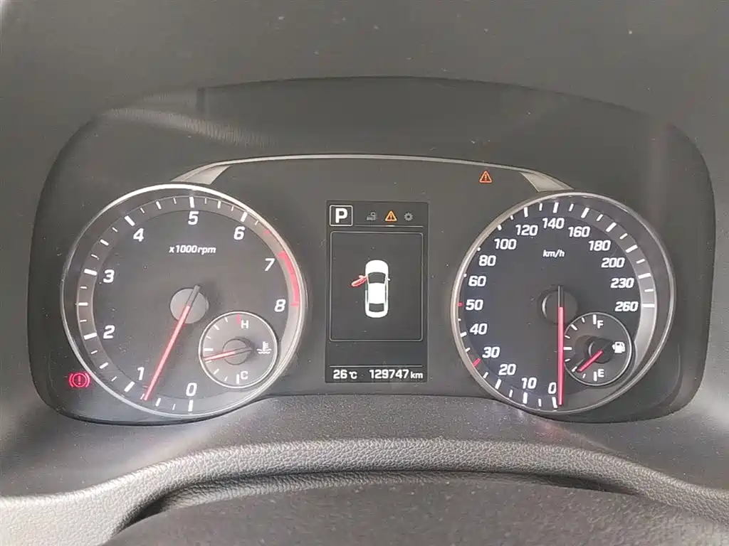 Hyundai Elantra 2016 1.4T DCT Dynamic·Elite Edition фото 12