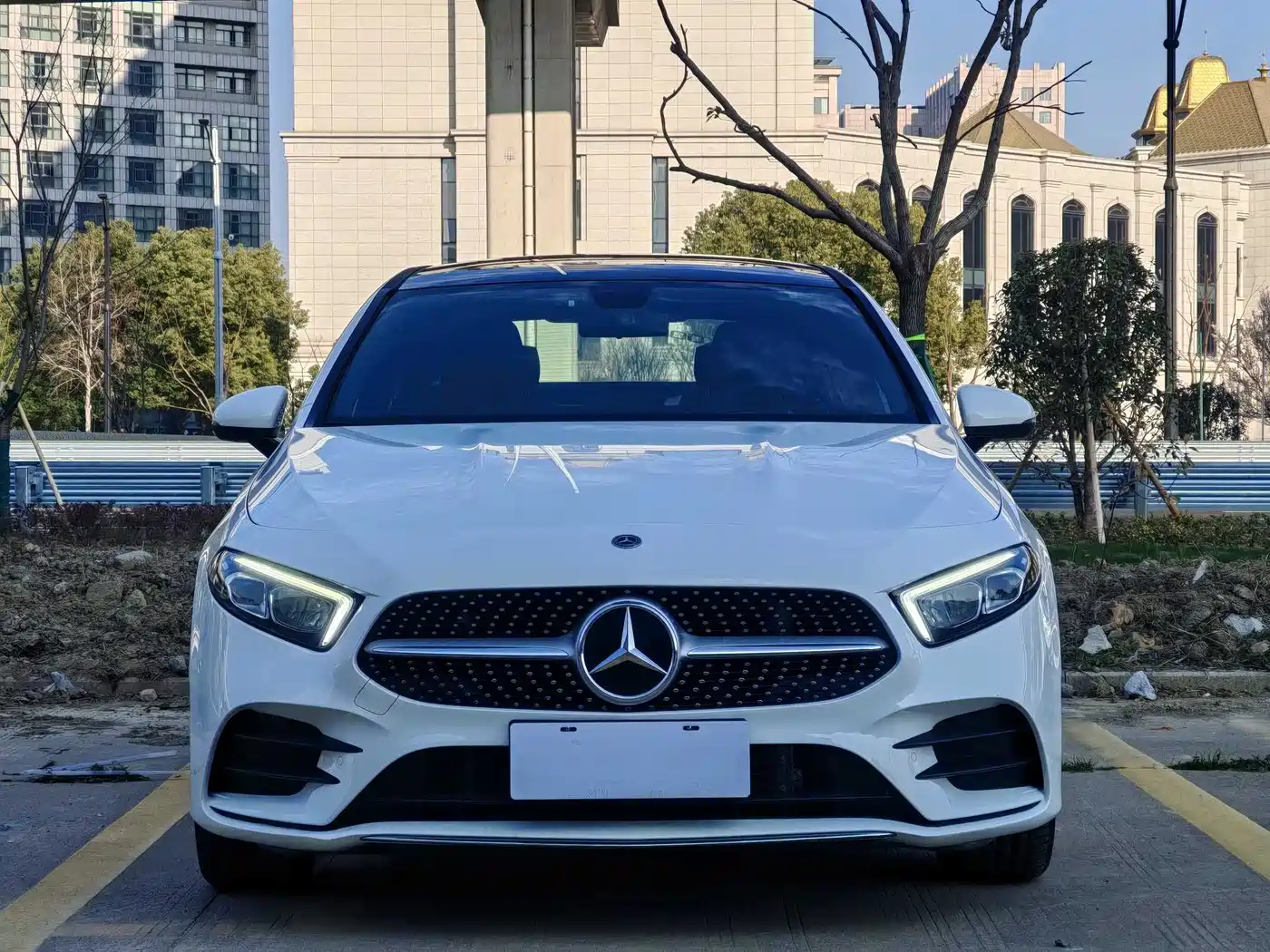 Mercedes-Benz A-Class 2021 A 200 L Sport Sedan Dynamic Type фото 2