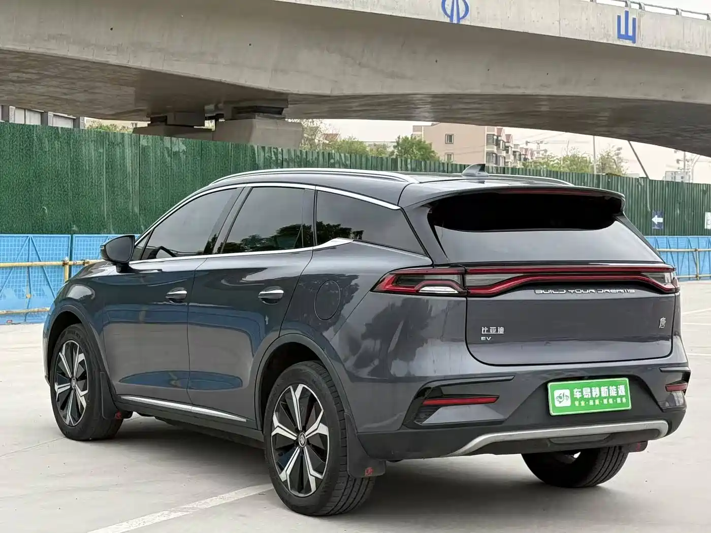BYD Tang New Energy 2022 EV 730KM Premium фото 5