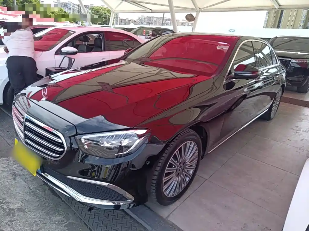MERCEDES-BENZ E-CLASS