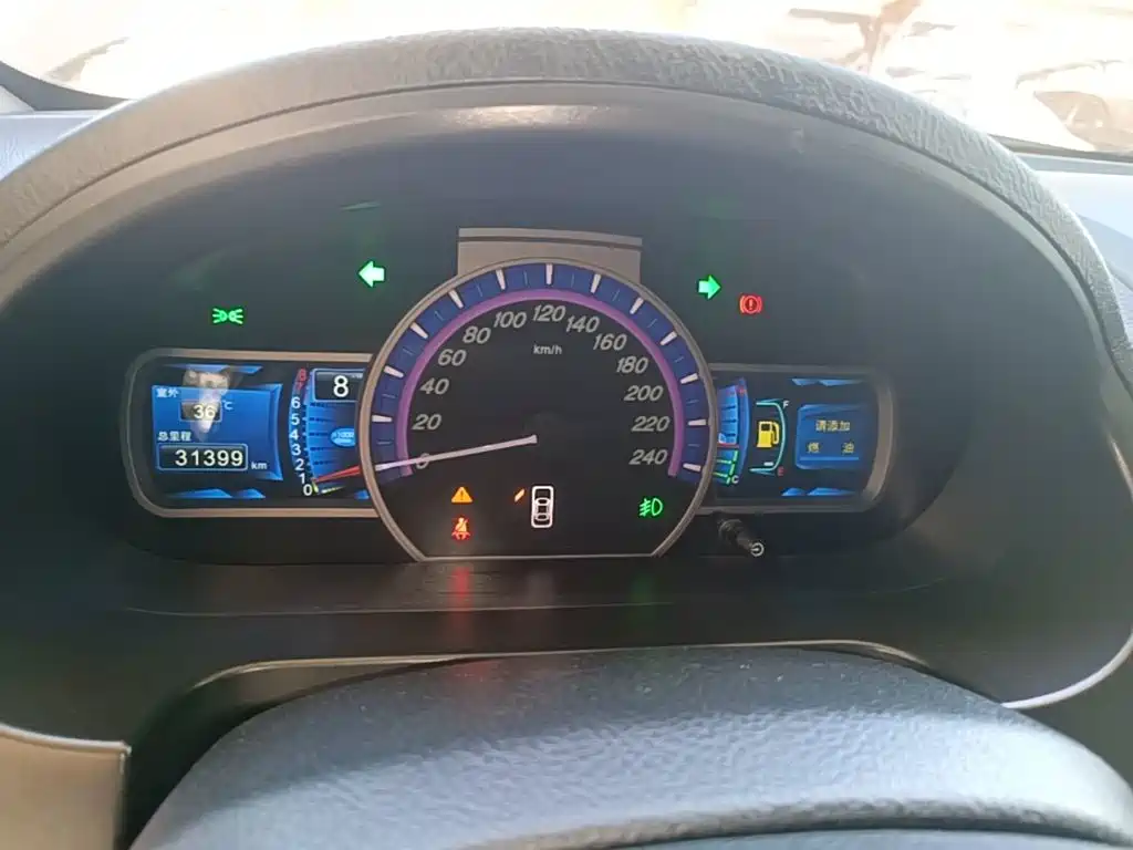 BYD S6 2014 2014 Model 1.5TI Manual Luxury 5-Seater