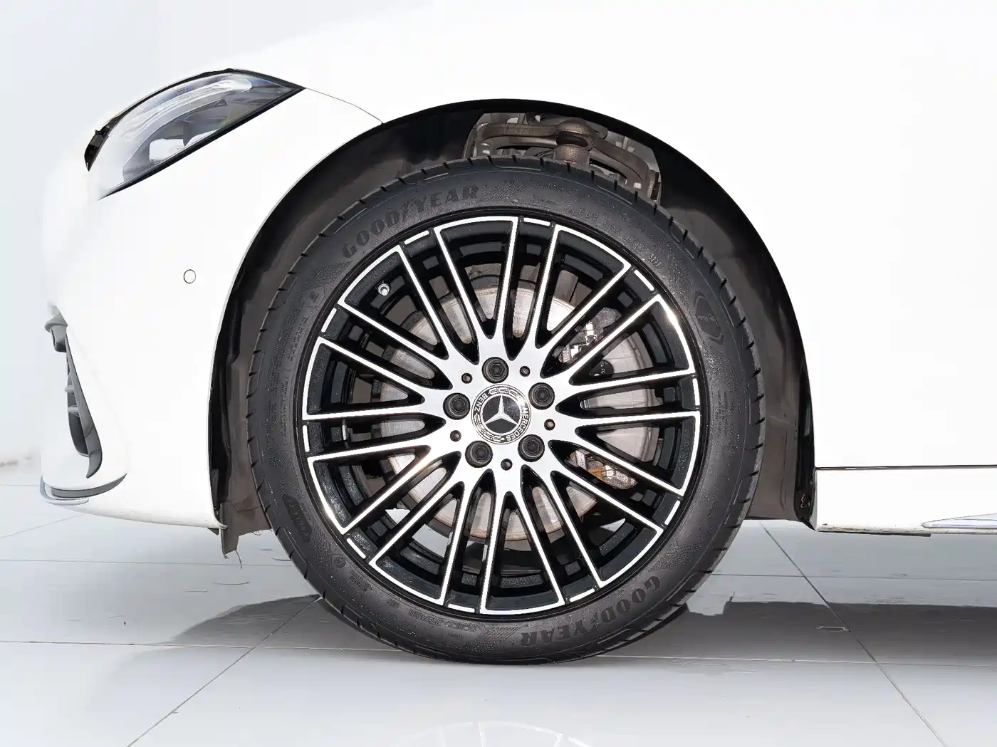 Mercedes-Benz C-Class 2023 C 260 L Sport фото 35