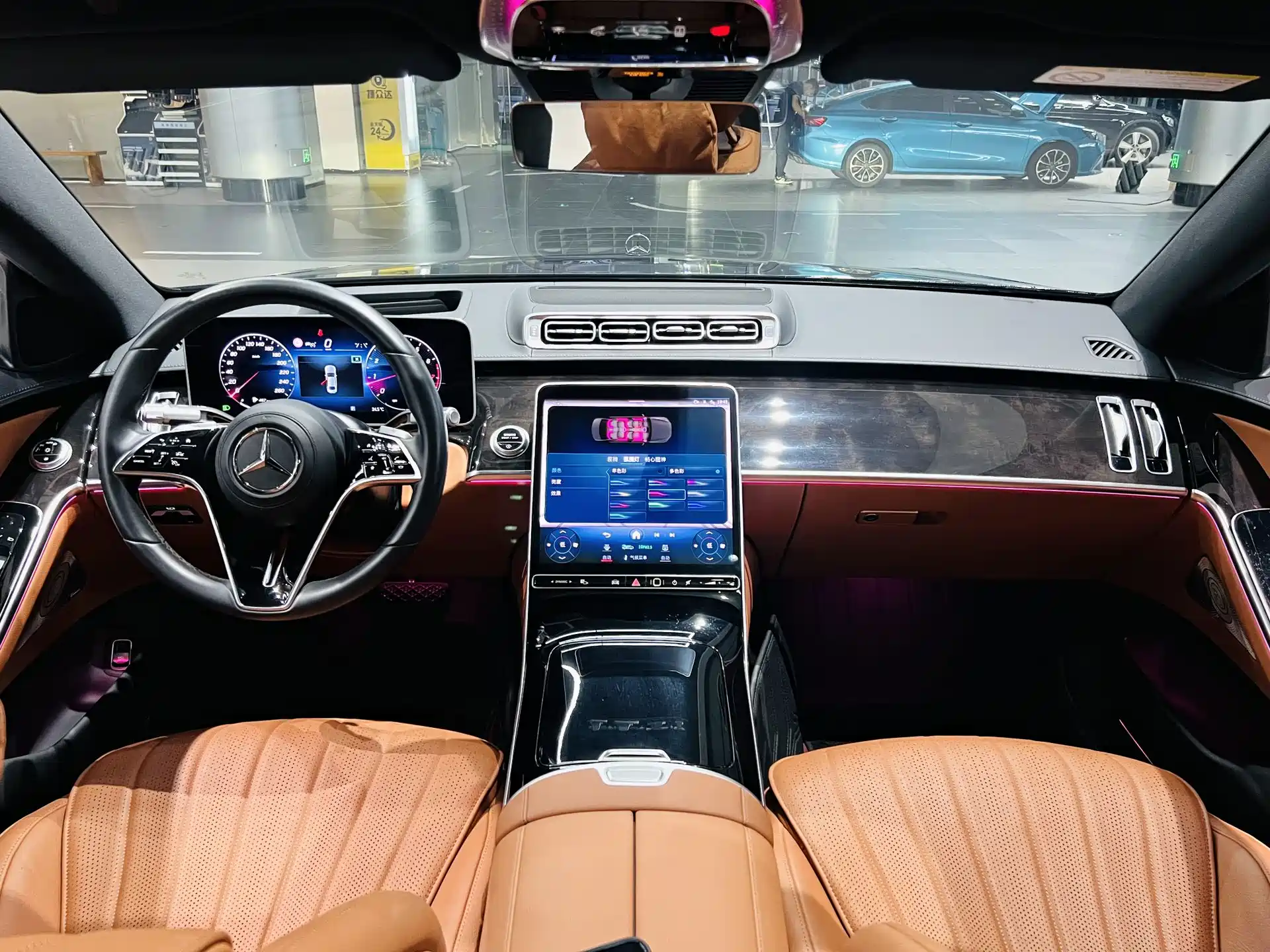 Photo 5 - Mercedes-Benz S-Class