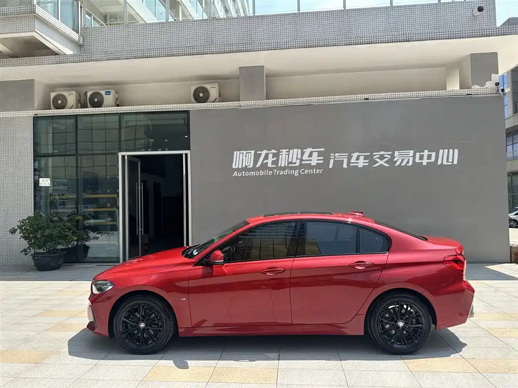 BMW 1 Series 2020 Model 120i M Sport Package фото 19