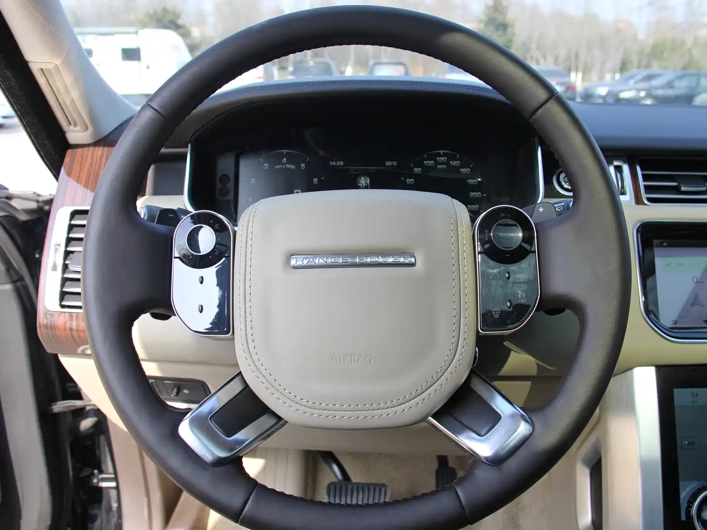 Land Rover Range Rover 2016 3.0 SC V6 Vogue LWB фото 19