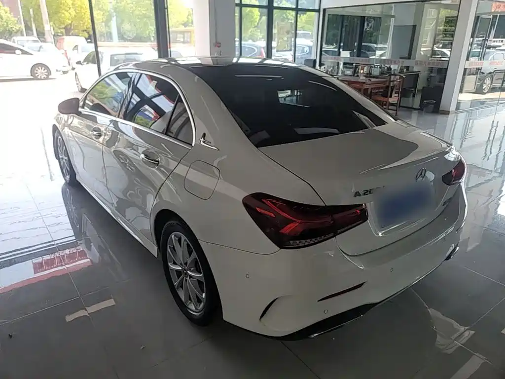 MERCEDES-BENZ CLASS A