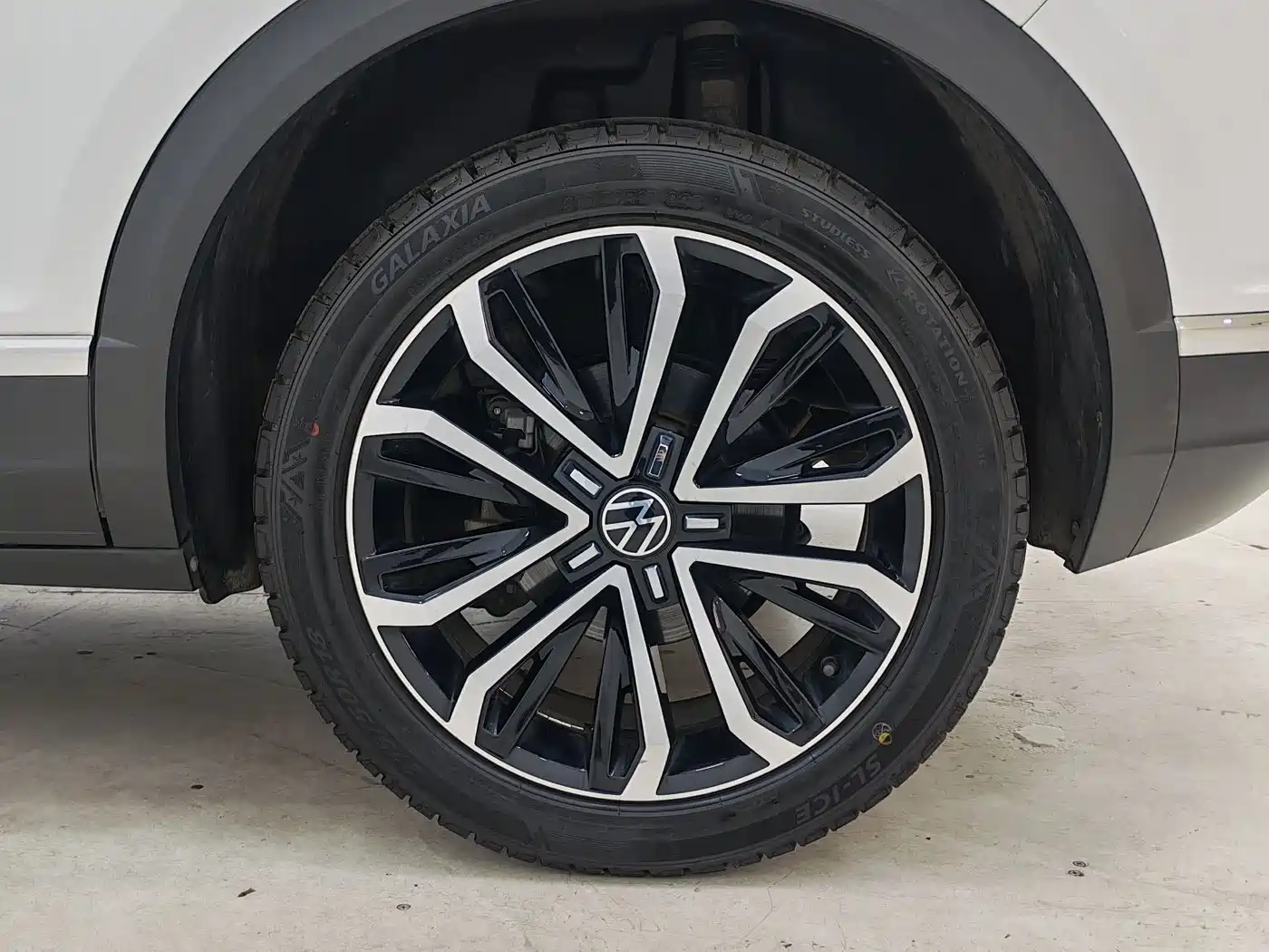 Volkswagen T-ROC 2021 280TSI DSG 4WD Luxury Connected фото 17