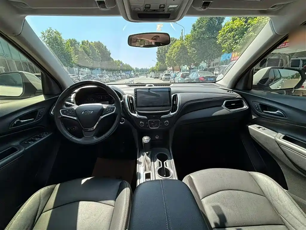Chevrolet Equinox 2019 535T Auto Control Edition China V фото 13