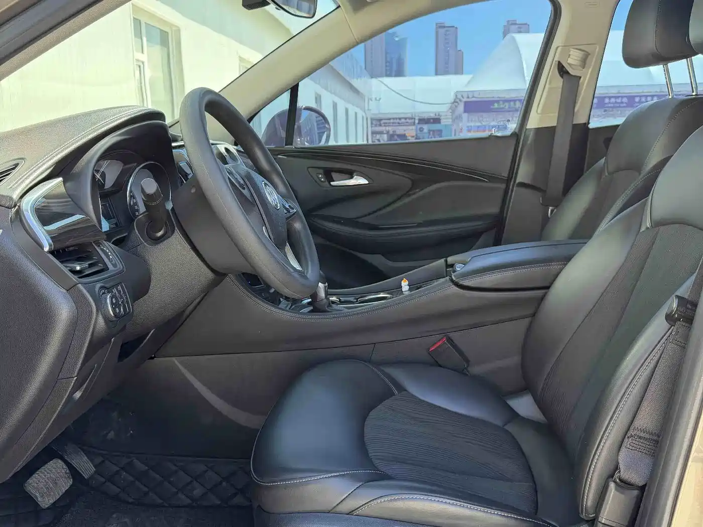Buick Envision Plus 2018 20T 2WD Leading фото 4