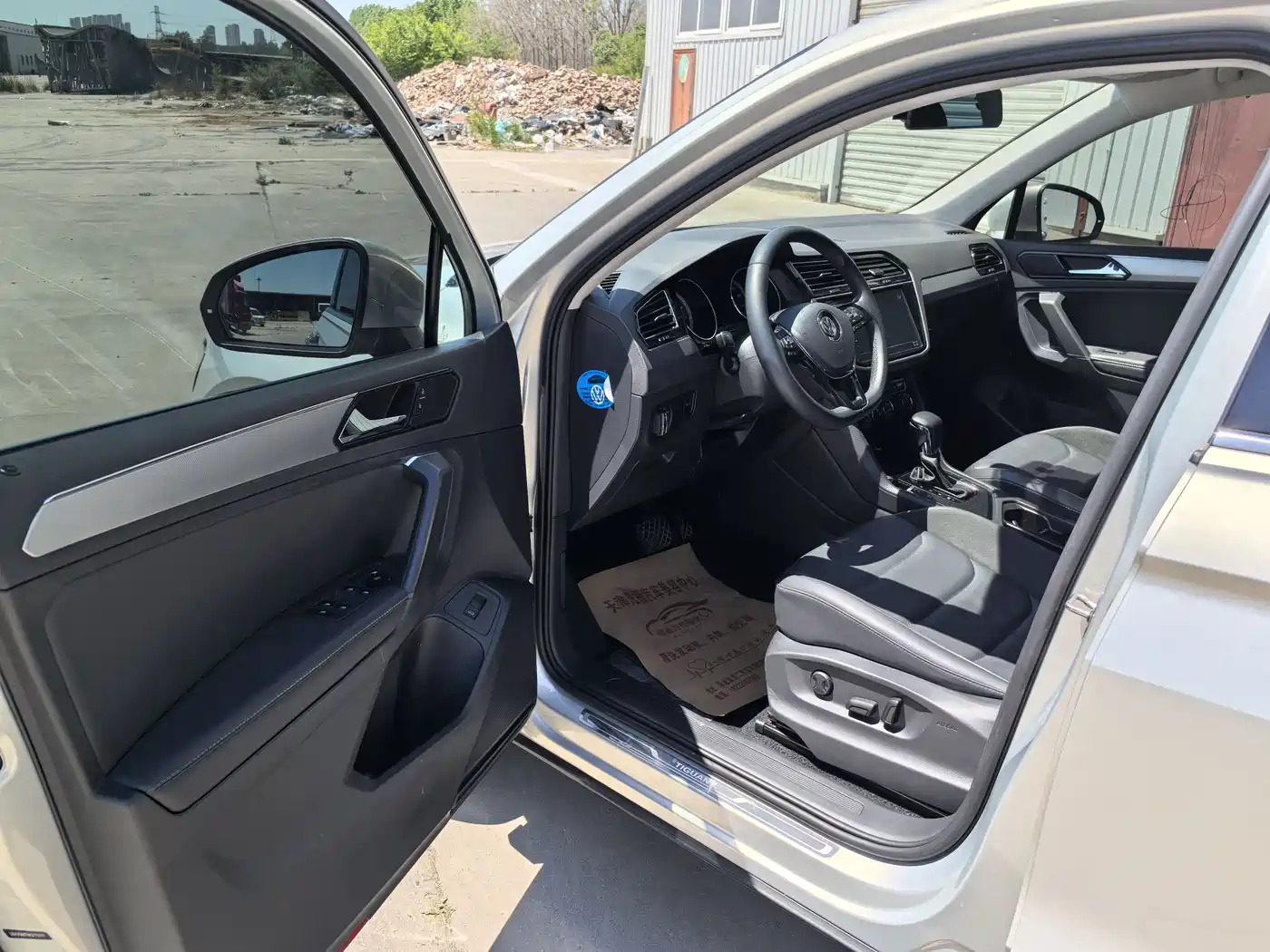 Volkswagen Tiguan L 2020 330TSI Auto 2WD Smart Luxury China VI фото 7