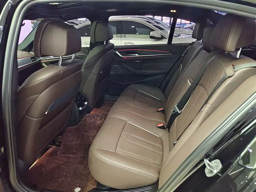 BMW 5 Series 2022 Facelift II 530Li Premium Package M Sport фото 11
