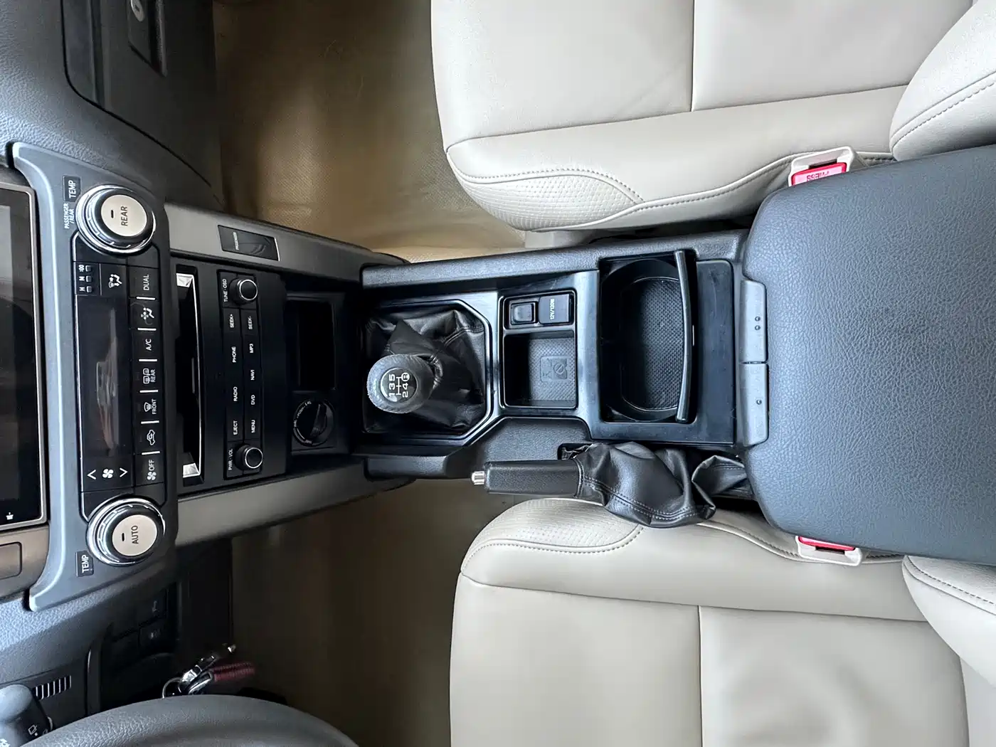 Toyota Prado (Import) 2010 2.7L Manual фото 8