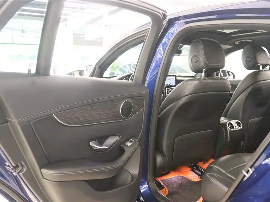 Mercedes-Benz GLC Coupe 2020 GLC 300 4MATIC Coupe SUV фото 16