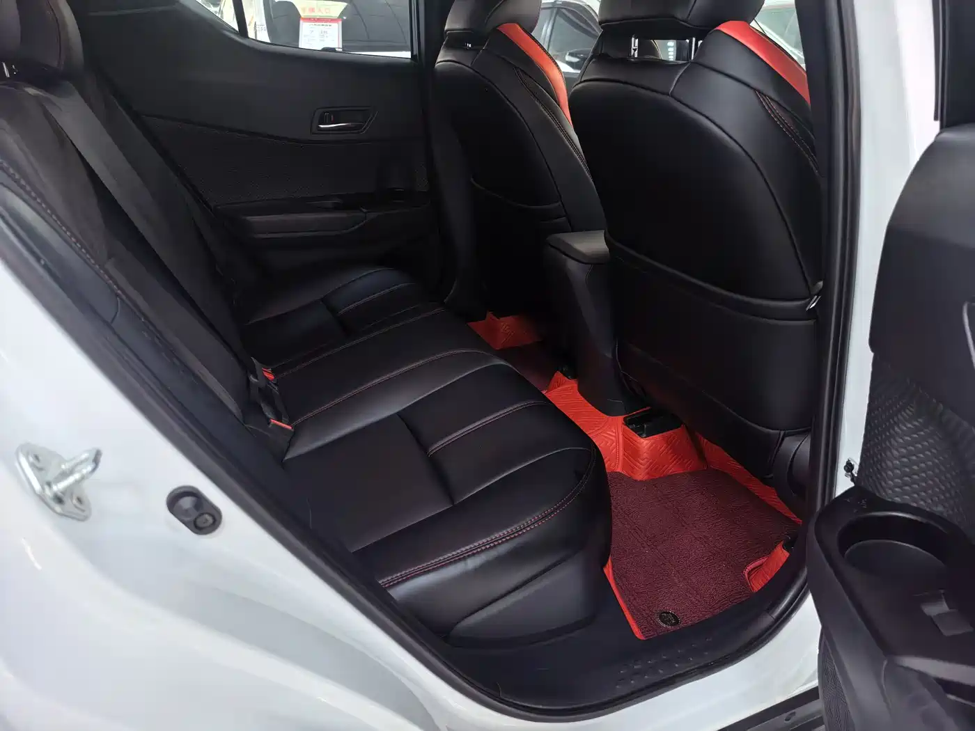 Toyota IZOA 2021 2.0L Yixiang Edition фото 6