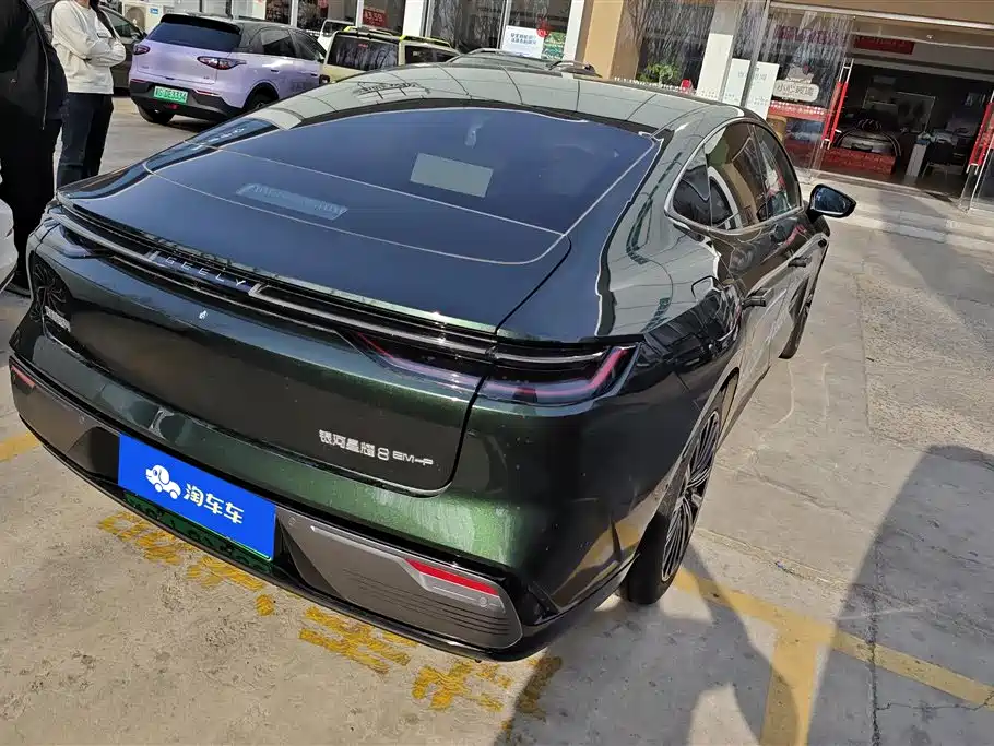 GEELY GALAXY GALAXY SPARKLE 8