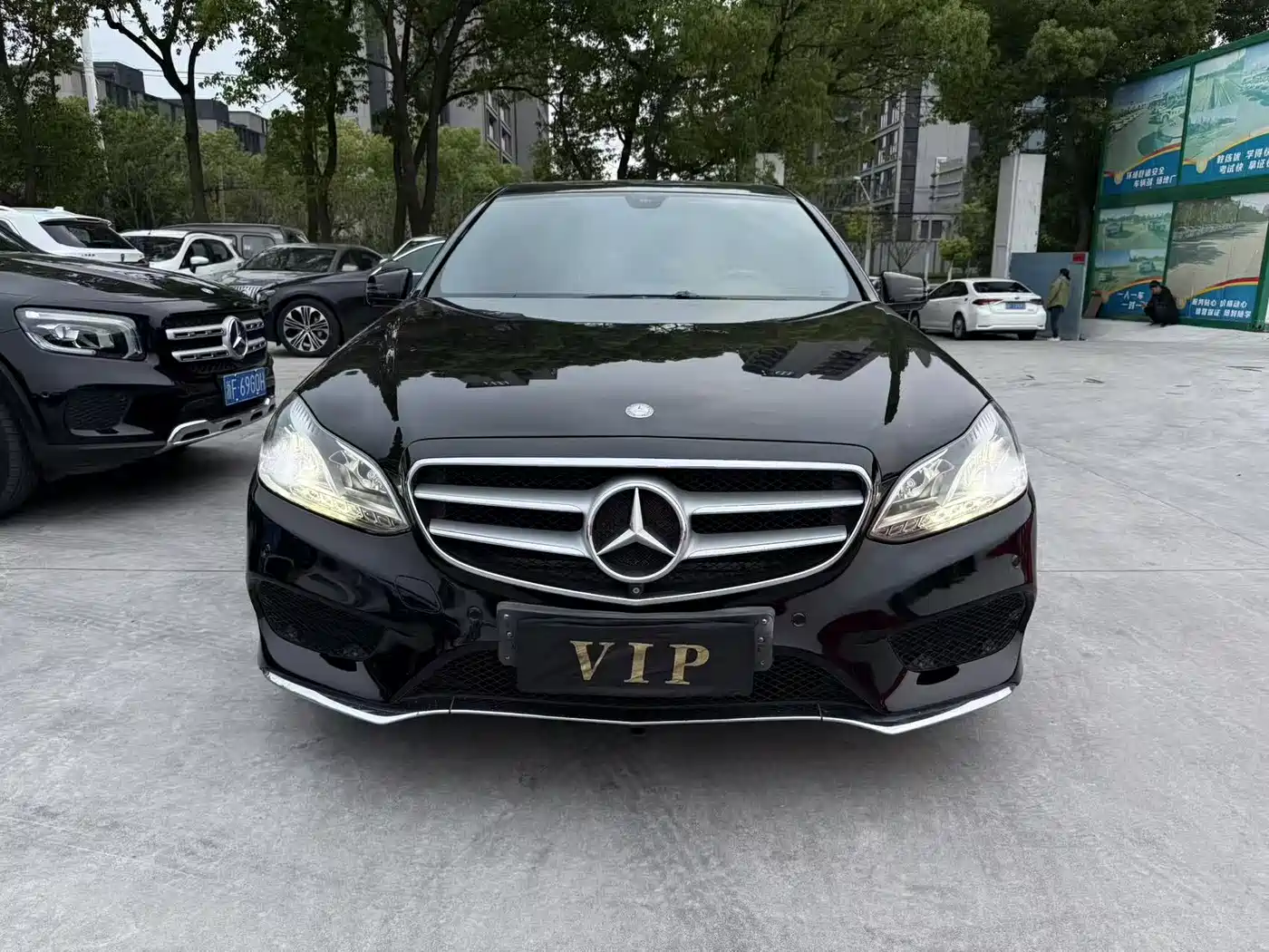 Mercedes-Benz E-Class 2013 E 300 L Fashion