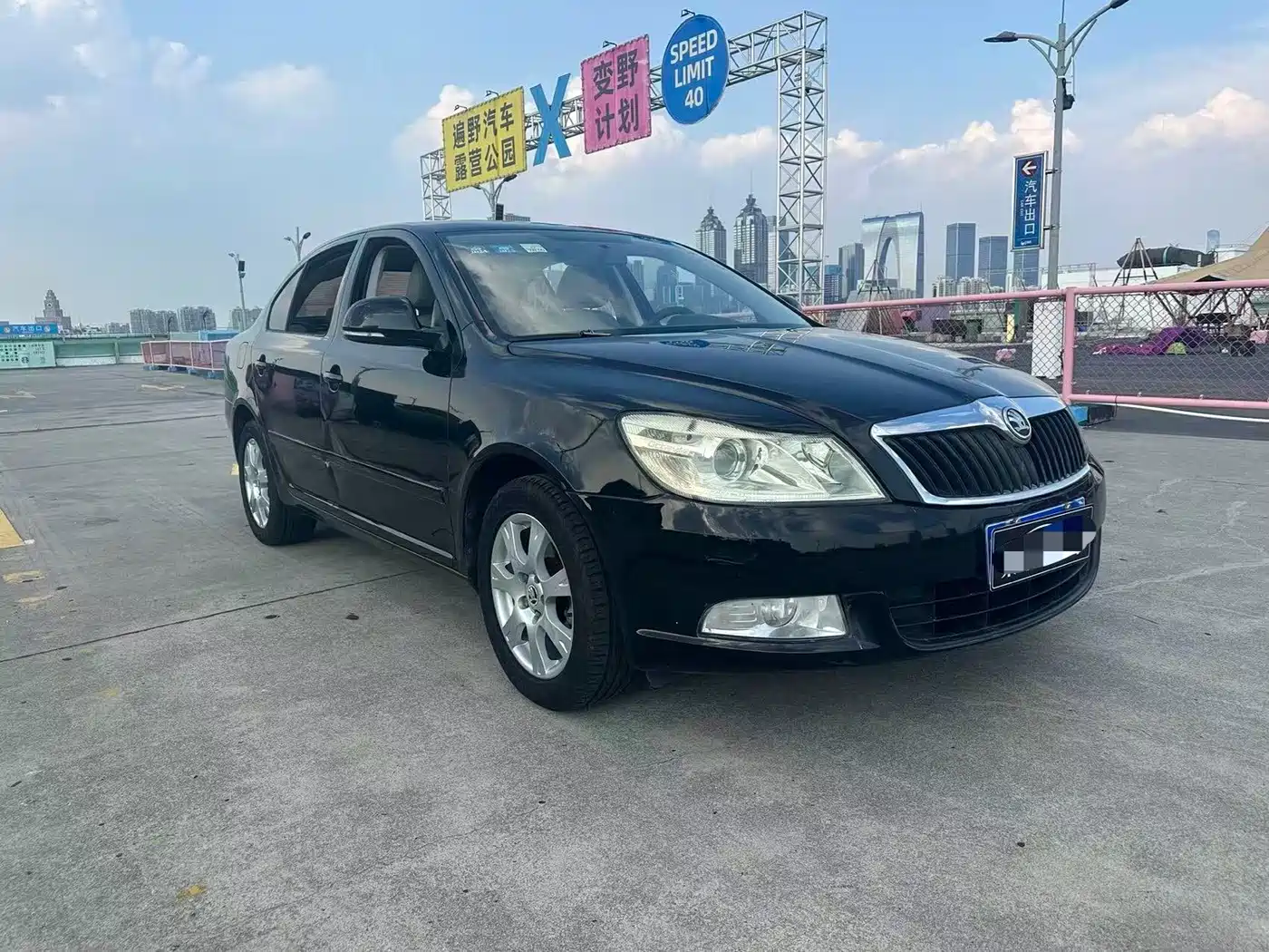 Škoda Octavia 2014 2.0L Auto Yijie Edition фото 3