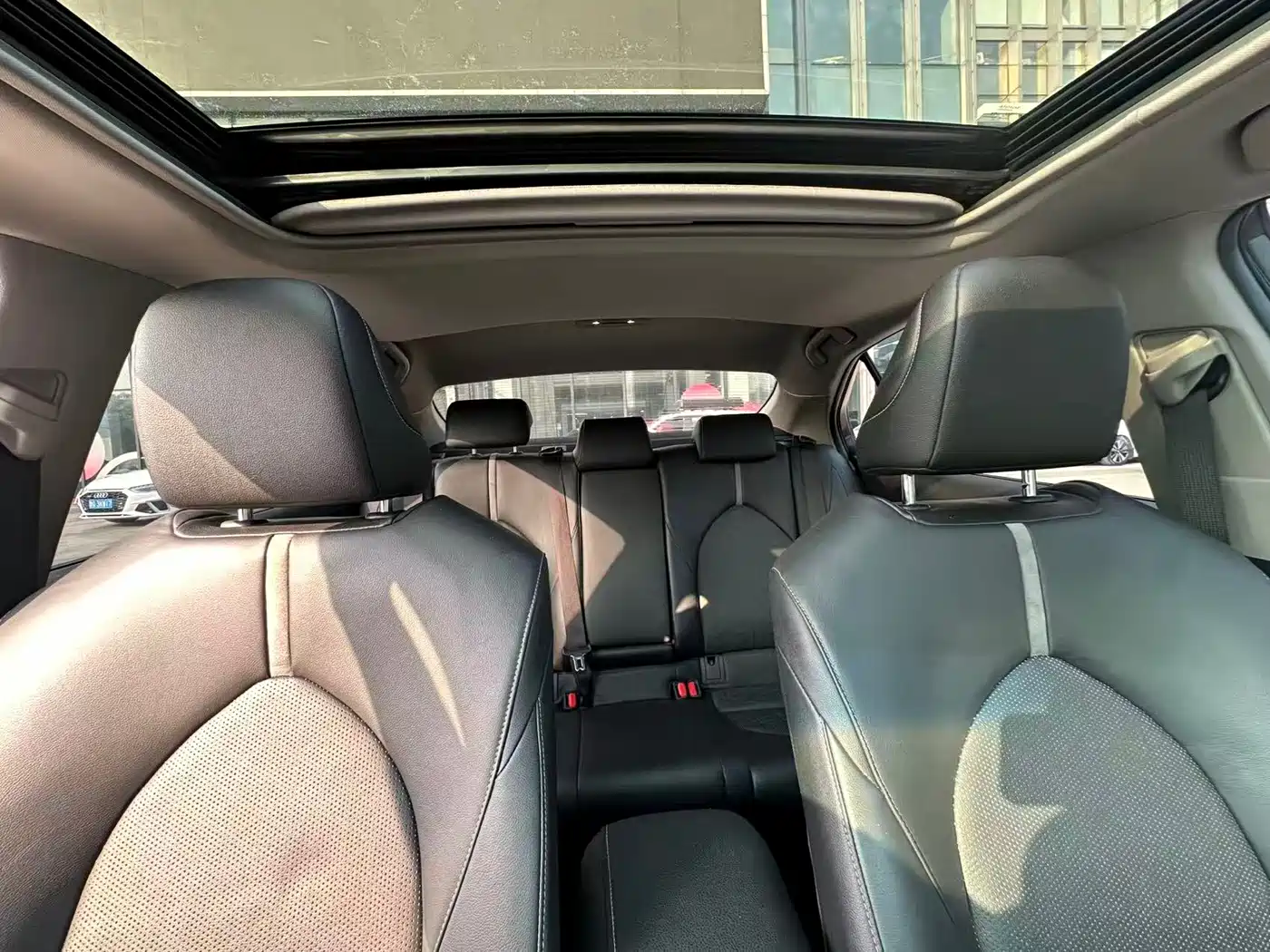 Toyota Camry 2018 2.5S Trend Edition фото 26