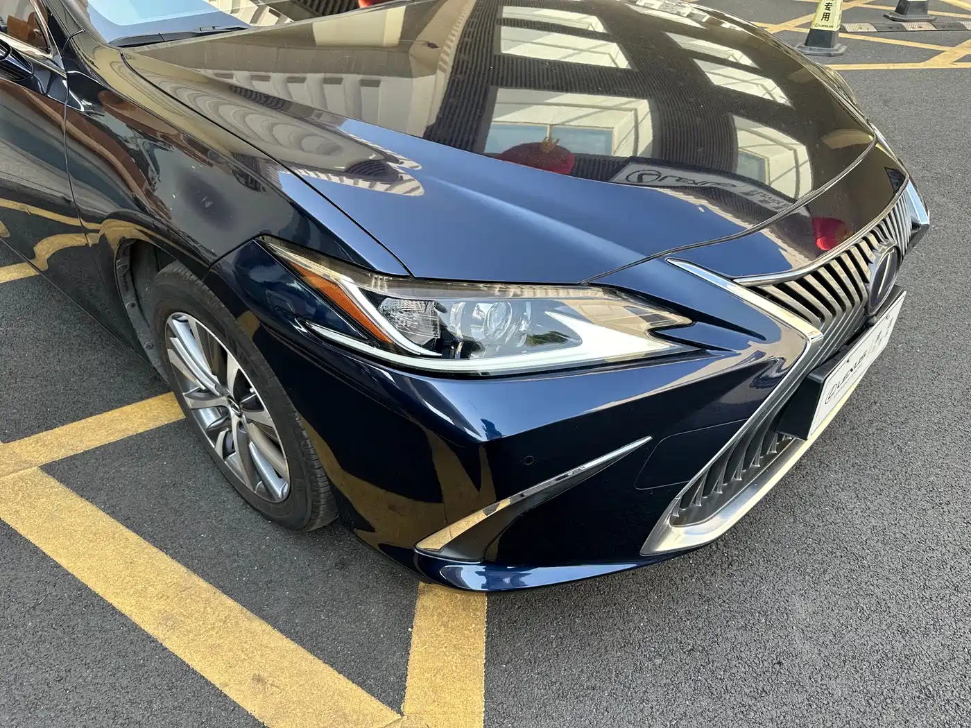 Lexus ES 2020 Model 300h Excellence Edition China V фото 3