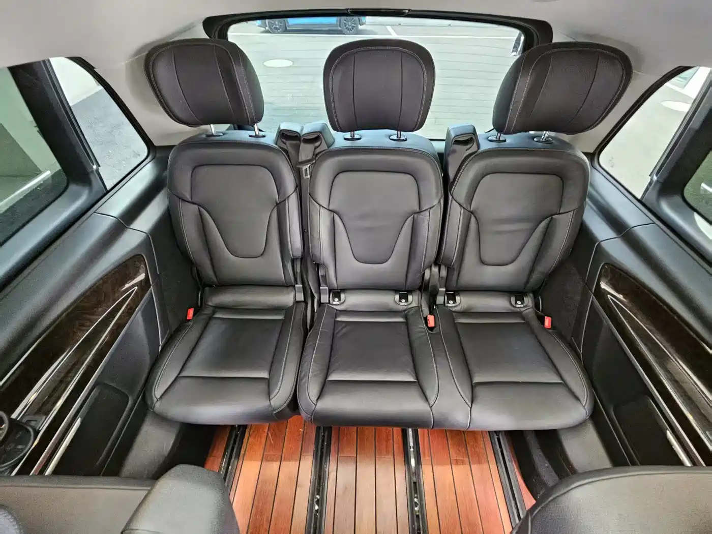 Mercedes-Benz V-Class 2018 V 260 Premium Edition China VI фото 18