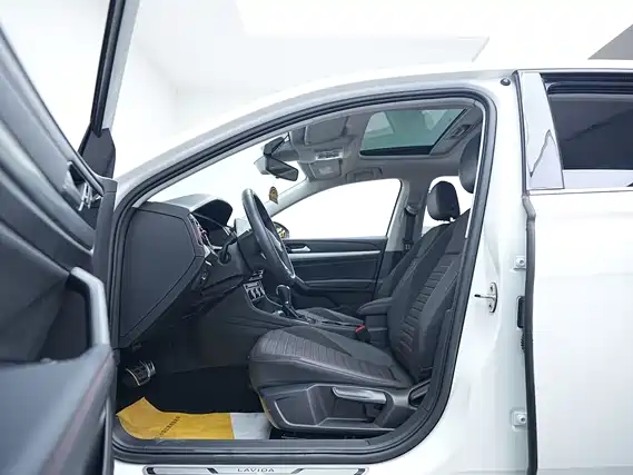 Volkswagen Lavida 2024 Model 300TSI DSG Starlight Full Comfort Edition фото 11