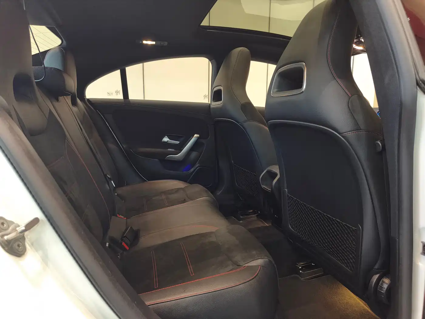 Mercedes-Benz CLA (Import) 2021 CLA 200 фото 11