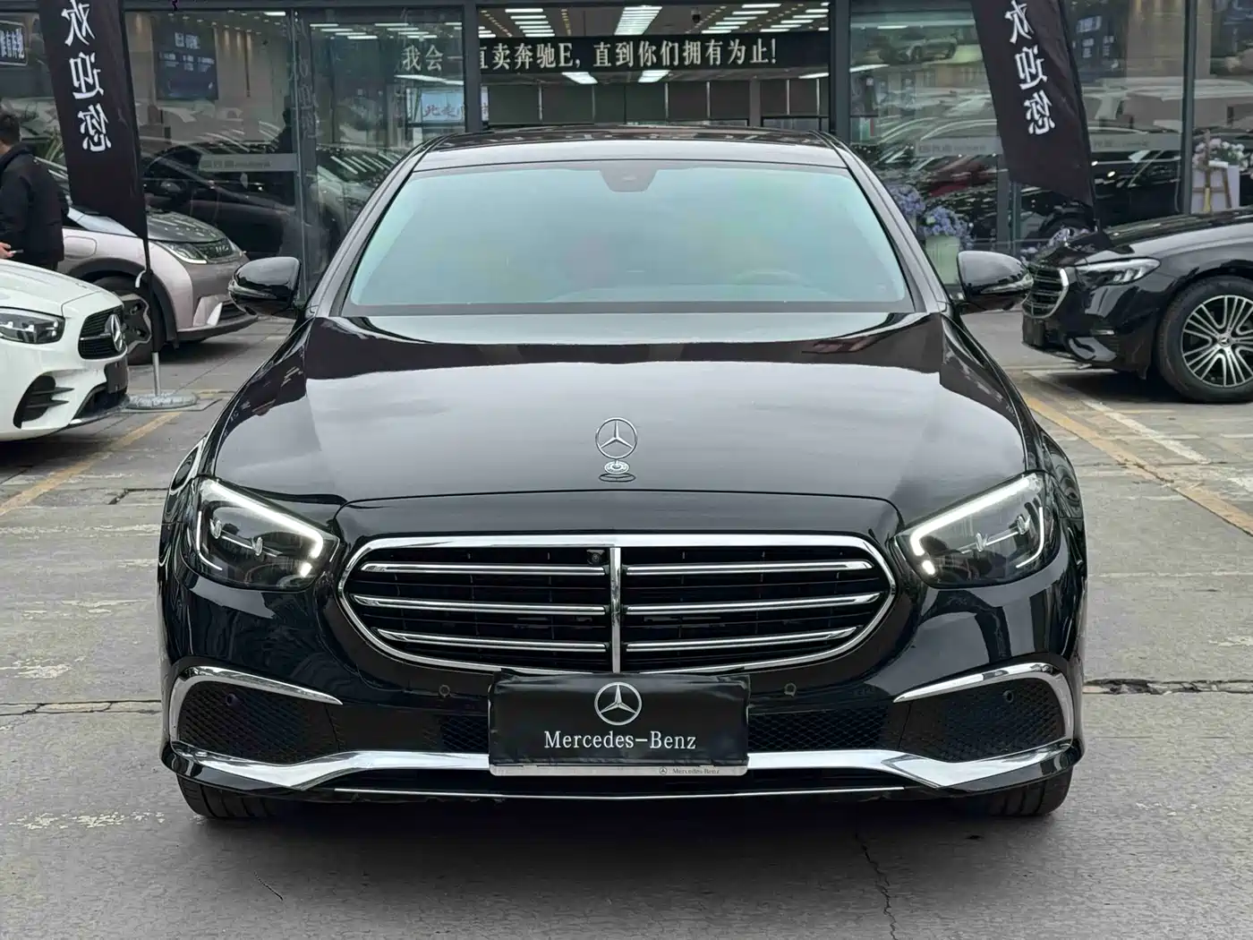 MERCEDES-BENZ E CLASS