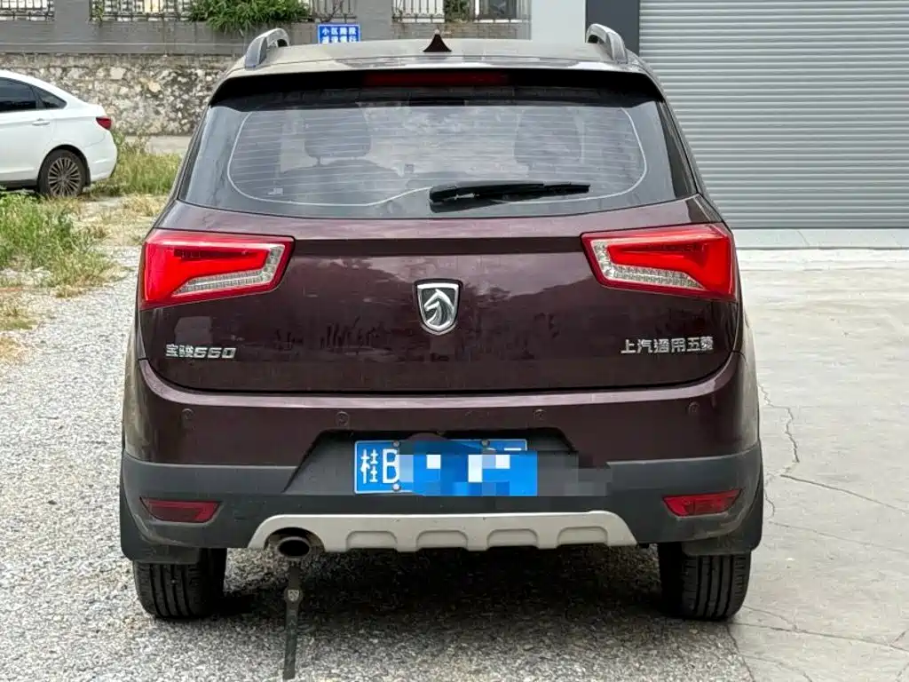 Baojun 560 2016 2016 1.8L Manual Luxury