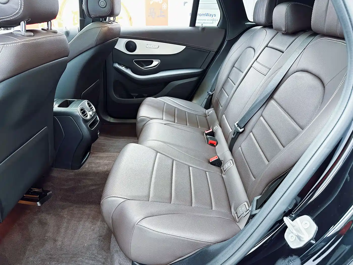 Mercedes-Benz GLC 2021 GLC 260 L 4MATIC Sporty фото 8