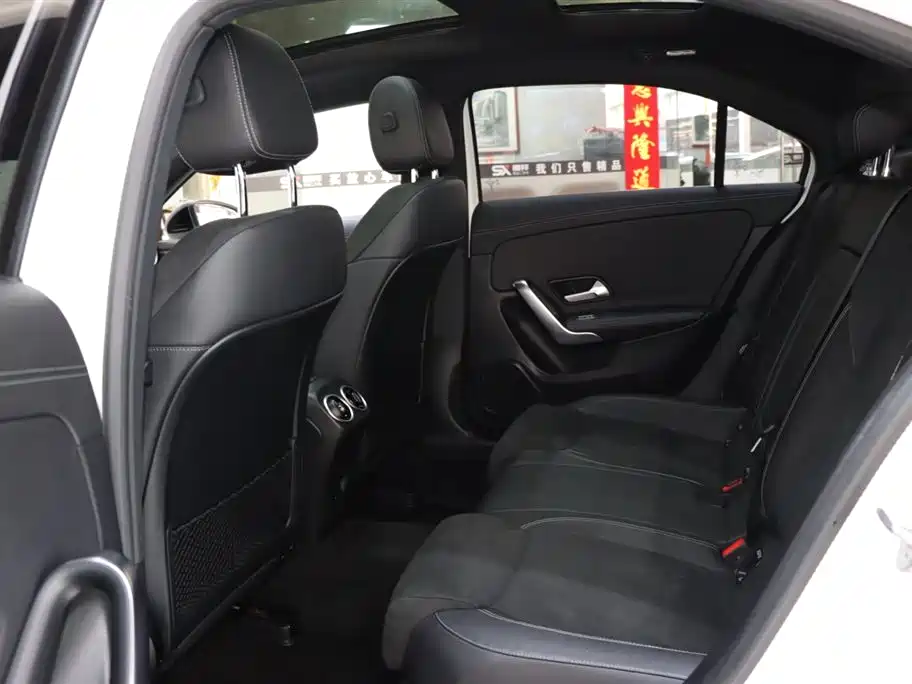 Mercedes-Benz A-Class 2022 Facelift III A 200 L Sport Sedan Fashion фото 11