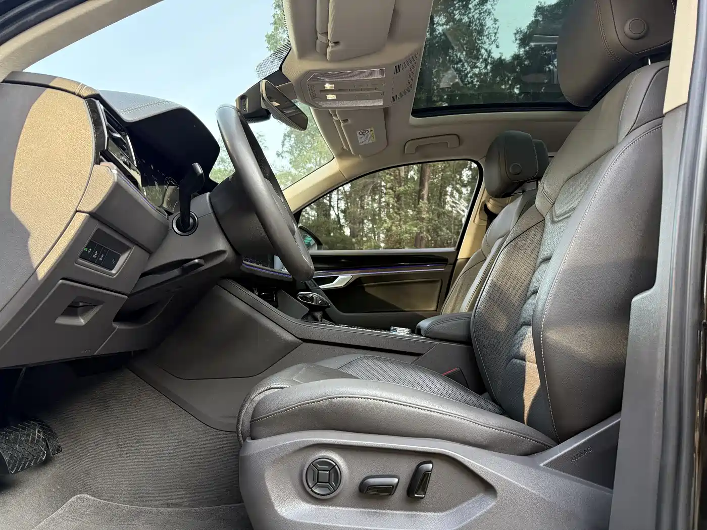Volkswagen Touareg 2020 3.0TSI Enjoyment Edition China VI фото 11