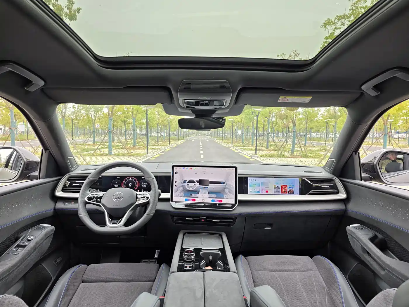VOLKSWAGEN TOURANG