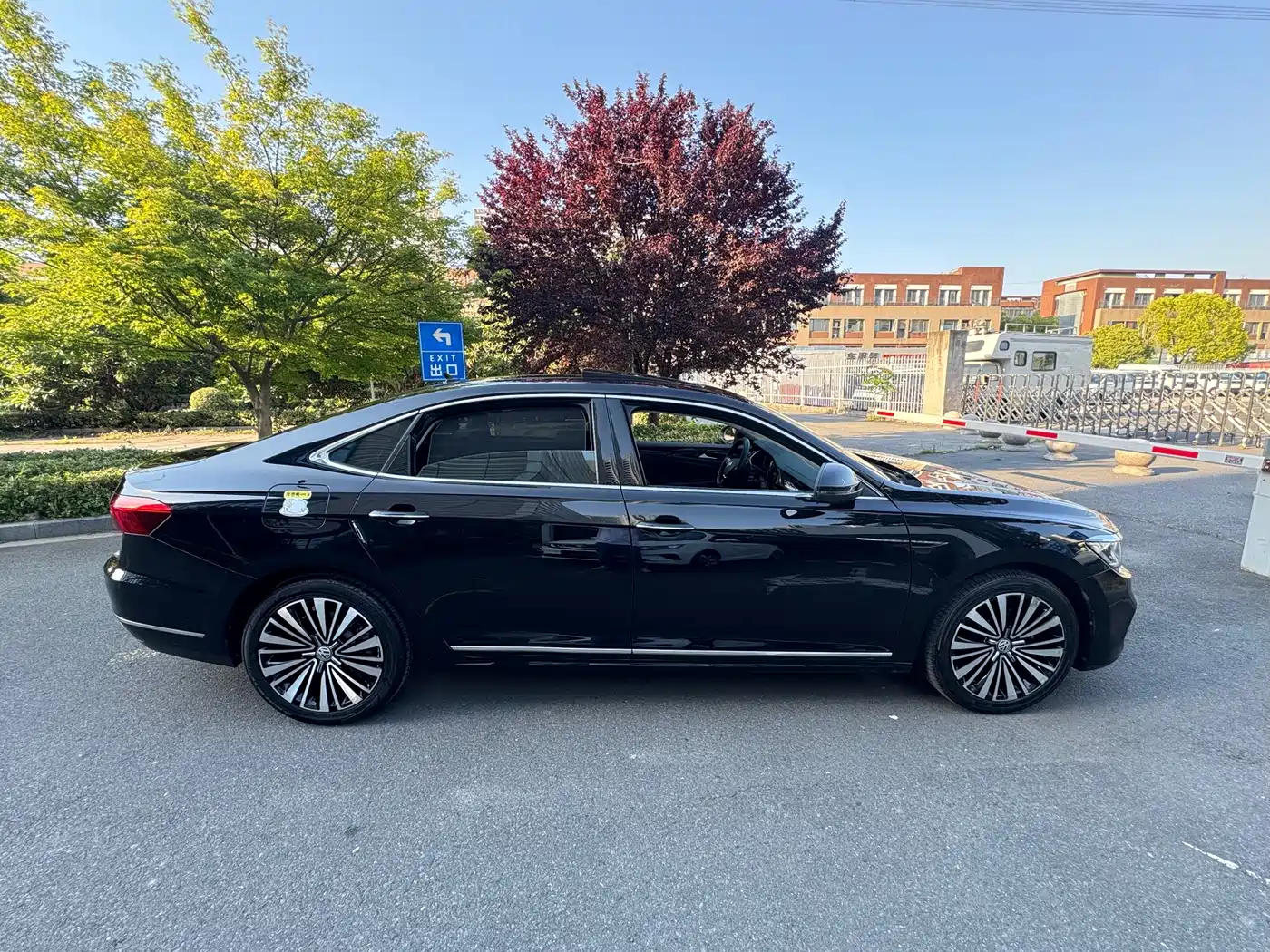 Volkswagen Passat 2020 330TSI Luxury Edition China V фото 7