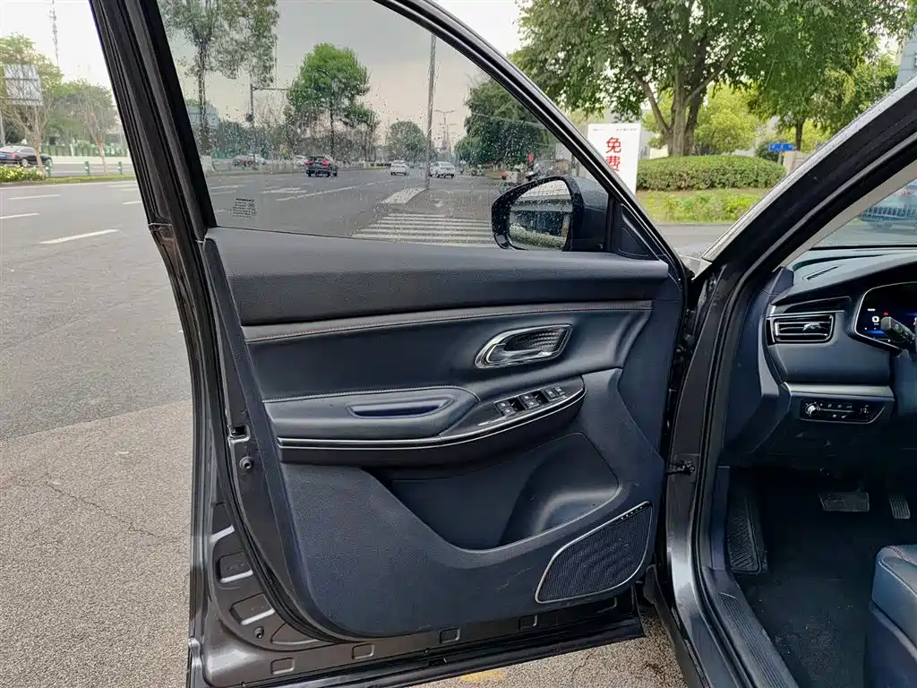 CHANGAN CHANGAN AUCHAN X7