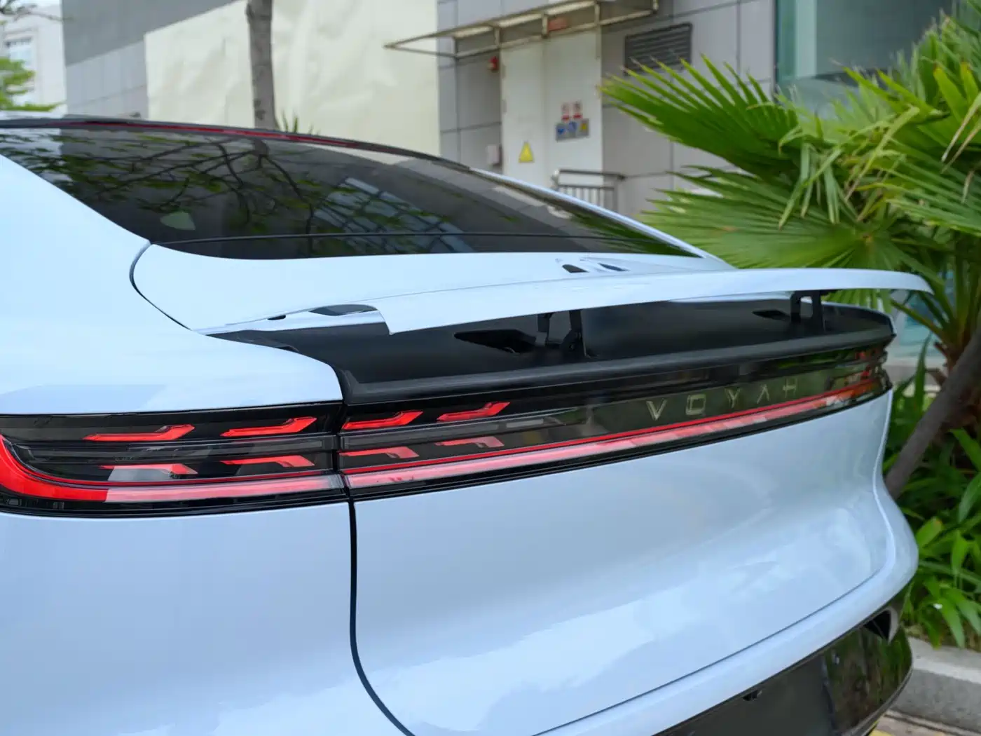 Voyah Auto VOYAH Zhuiguang 2023 4WD Flagship Edition фото 23